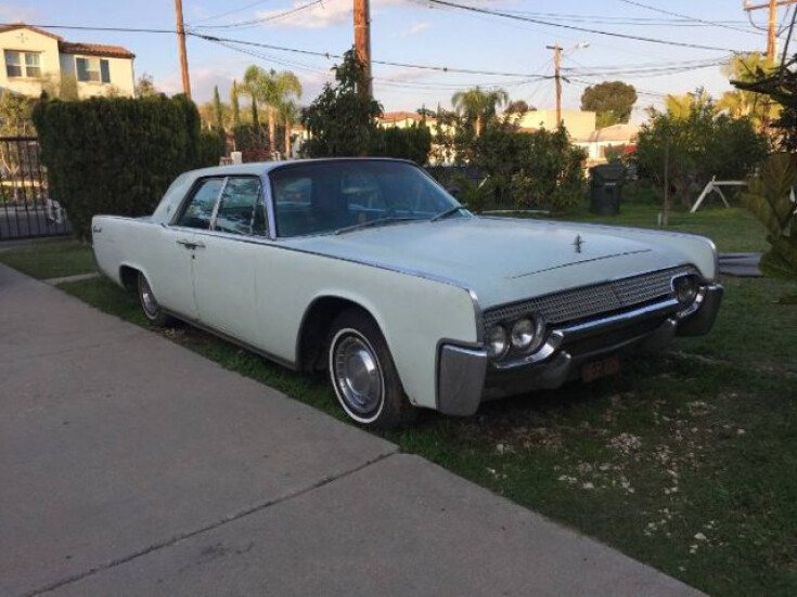 Thumbnail Photo undefined for 1961 Lincoln Continental